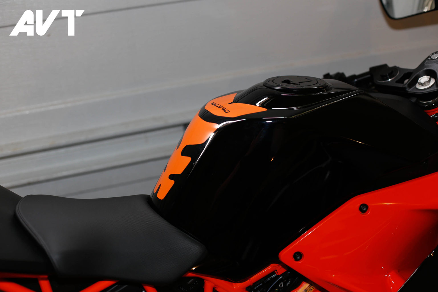 AVT RC390 / Duke 390 Vinyl Orange Tank Pad ( 2015 2024 ) AVTInnovations